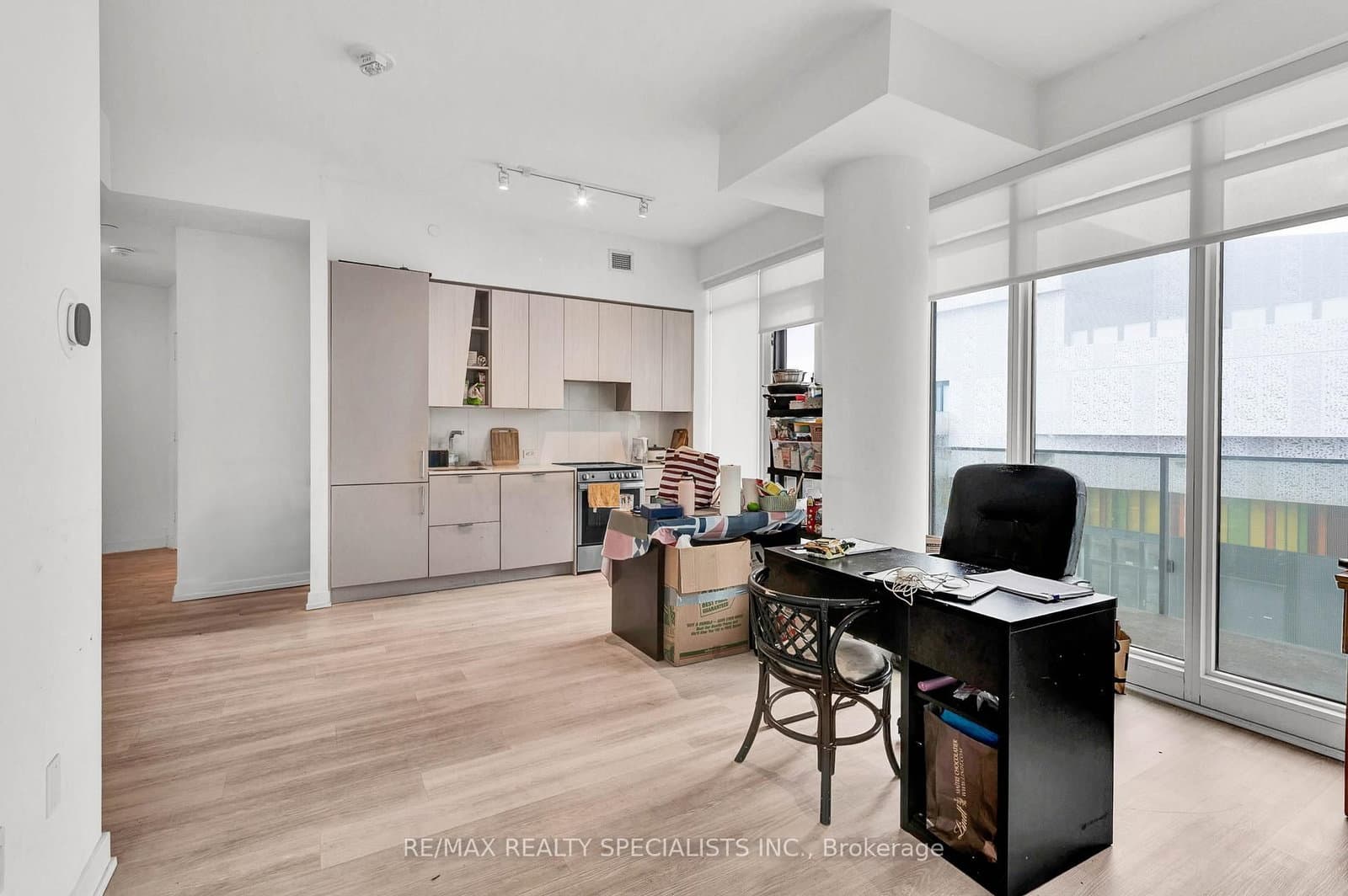 3883 QUARTZ Road, Unit 321 thumbnail 7