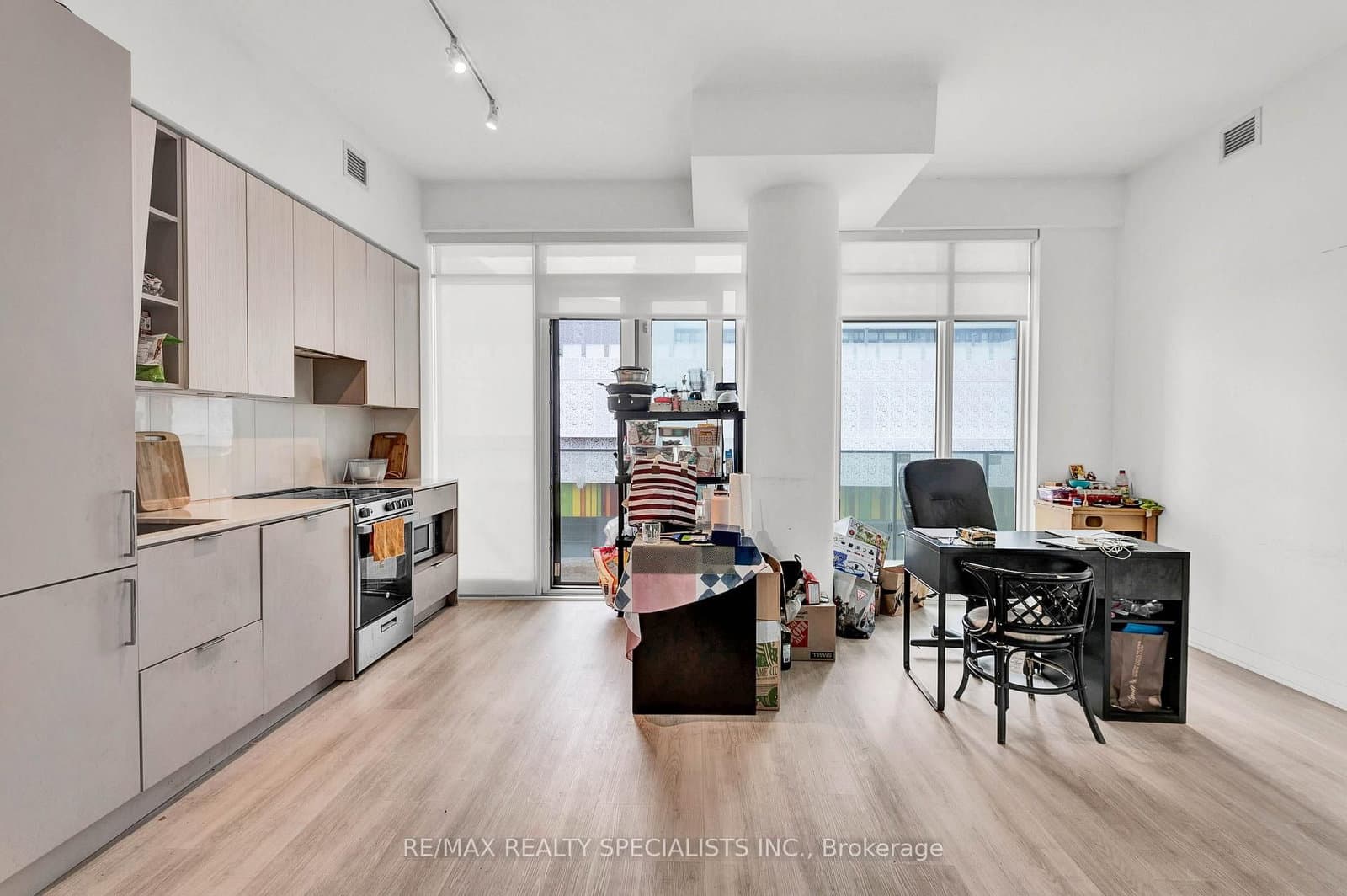3883 QUARTZ Road, Unit 321 thumbnail 8
