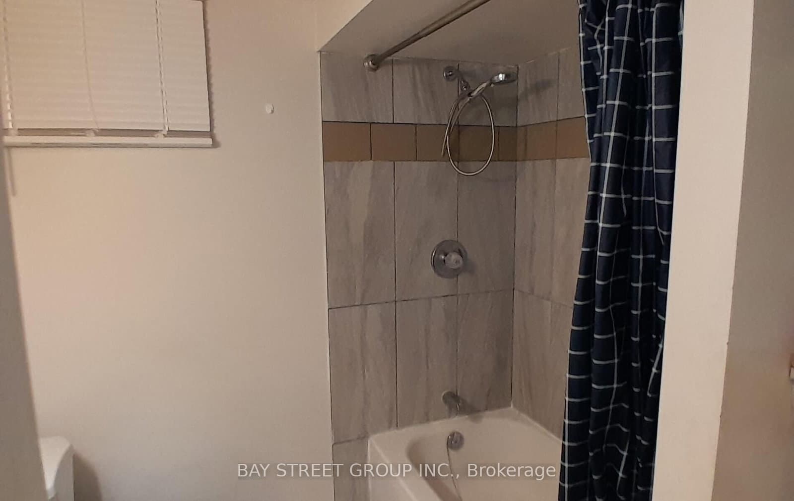 1034 Savoline Boulevard thumbnail 31