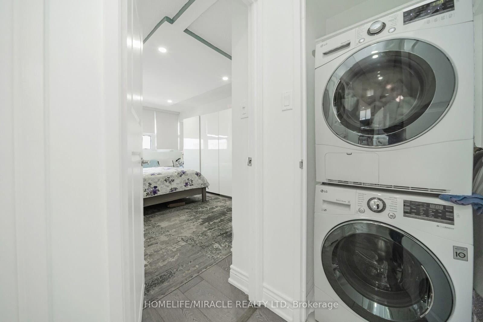 8 Lisa Street, Unit 1802 thumbnail 18