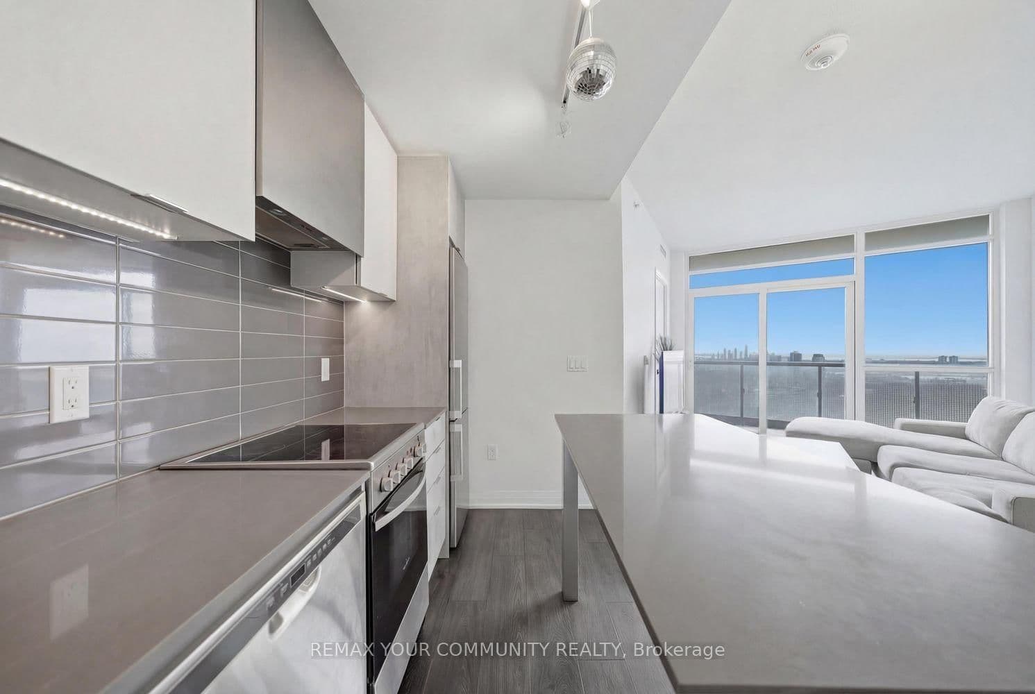 30 Gibbs Road, Unit 3107 thumbnail 11