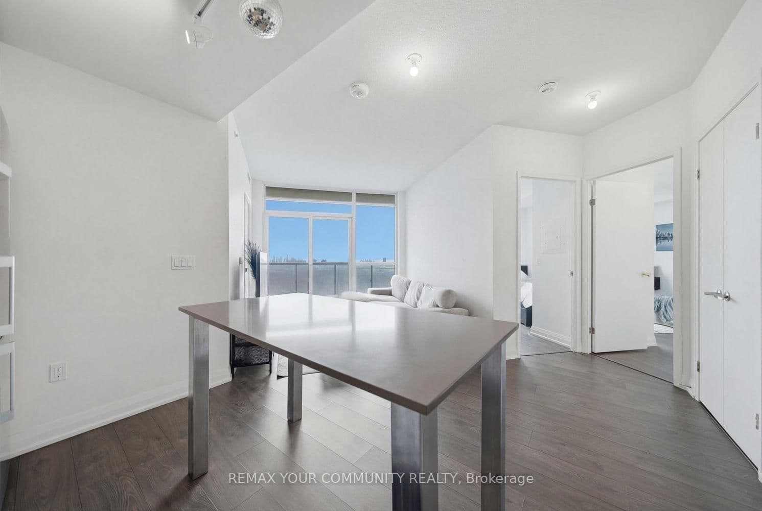 30 Gibbs Road, Unit 3107 thumbnail 13