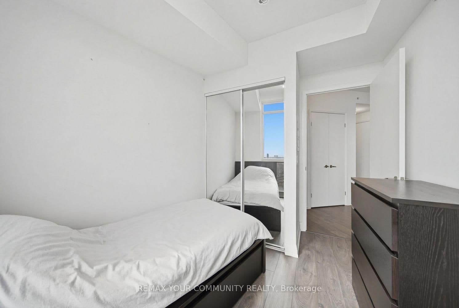 30 Gibbs Road, Unit 3107 thumbnail 33