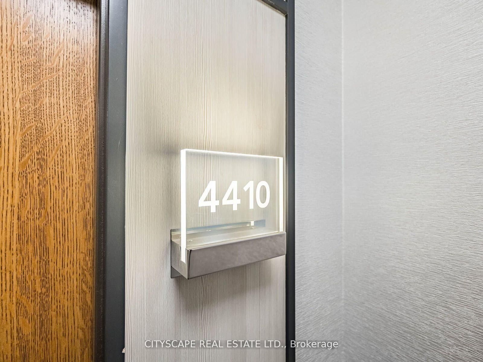 20 Shore Breeze Drive, Unit 4410 thumbnail 8