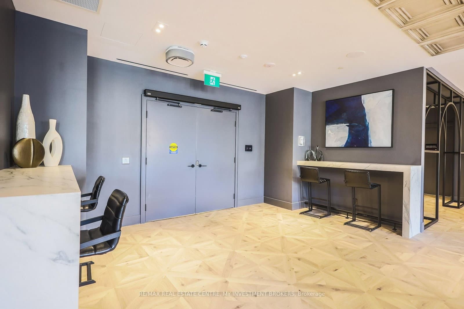 285 Dufferin Street, Unit 915 thumbnail 34