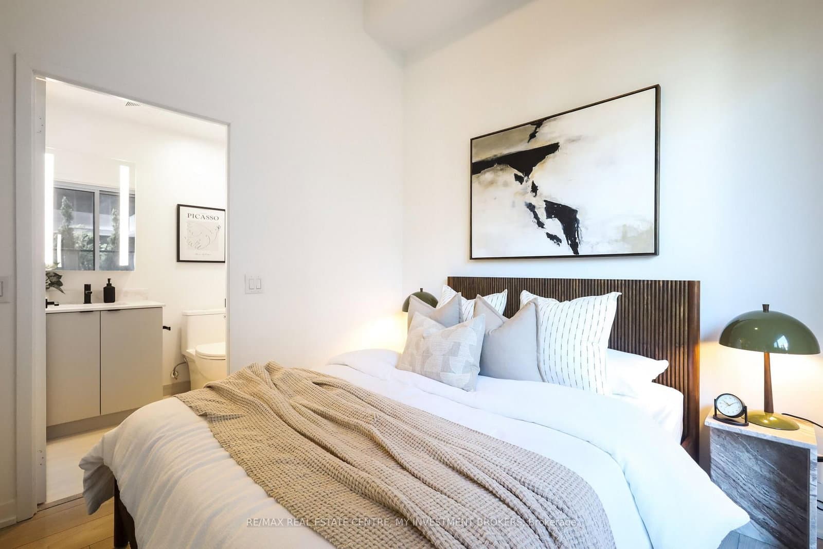 285 Dufferin Street, Unit 202 thumbnail 18