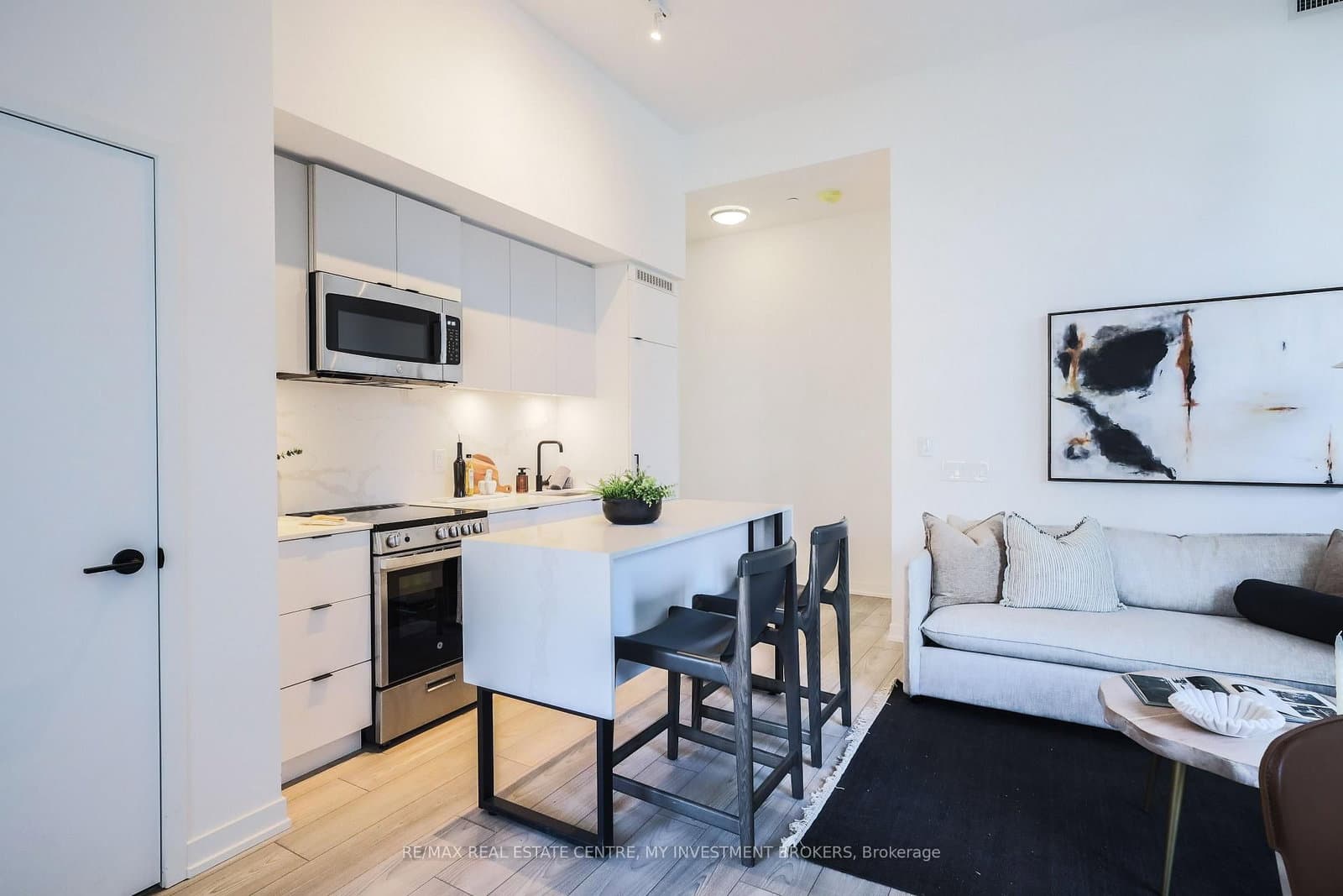 285 Dufferin Street, Unit 202 thumbnail 24