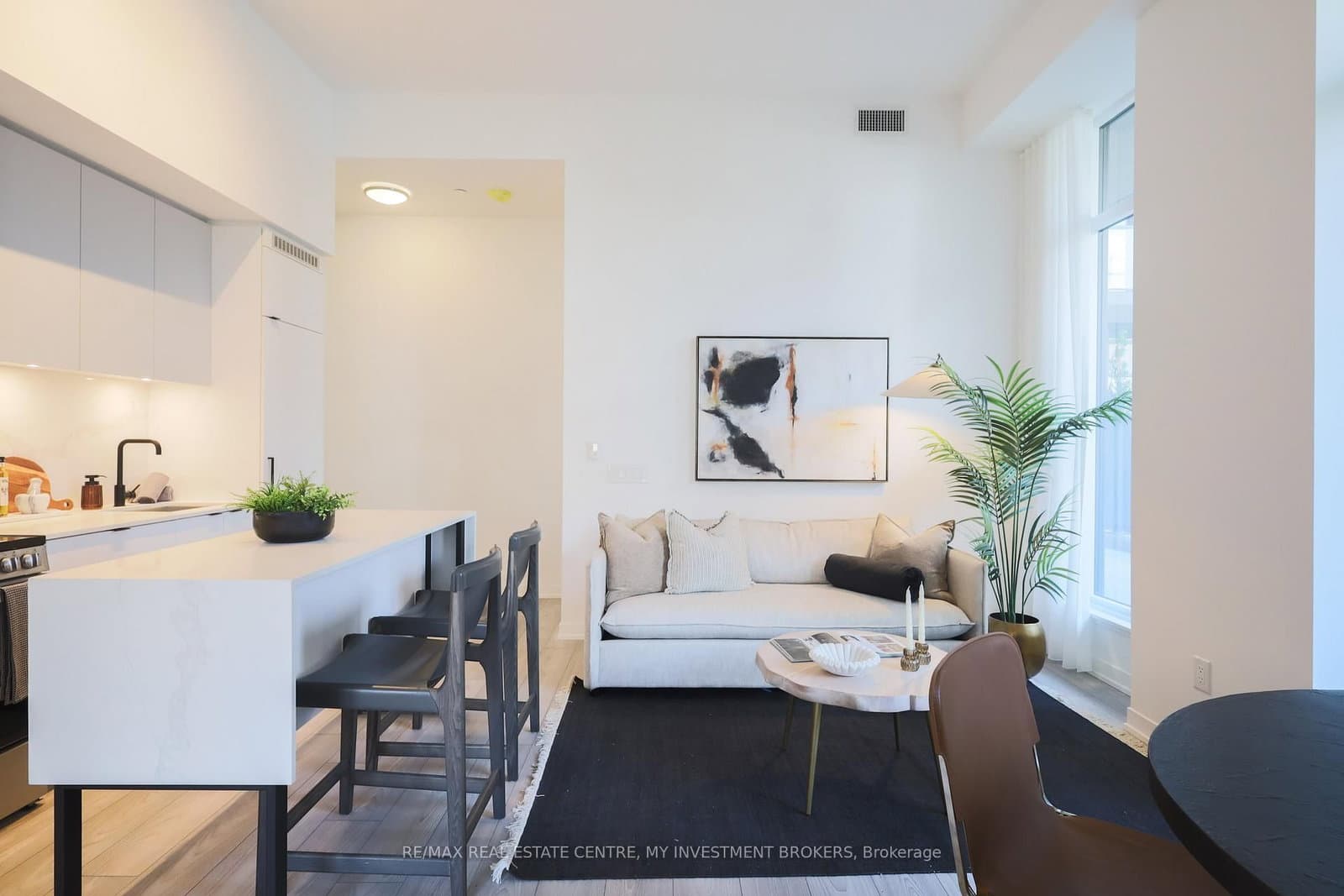 285 Dufferin Street, Unit 202 thumbnail 27