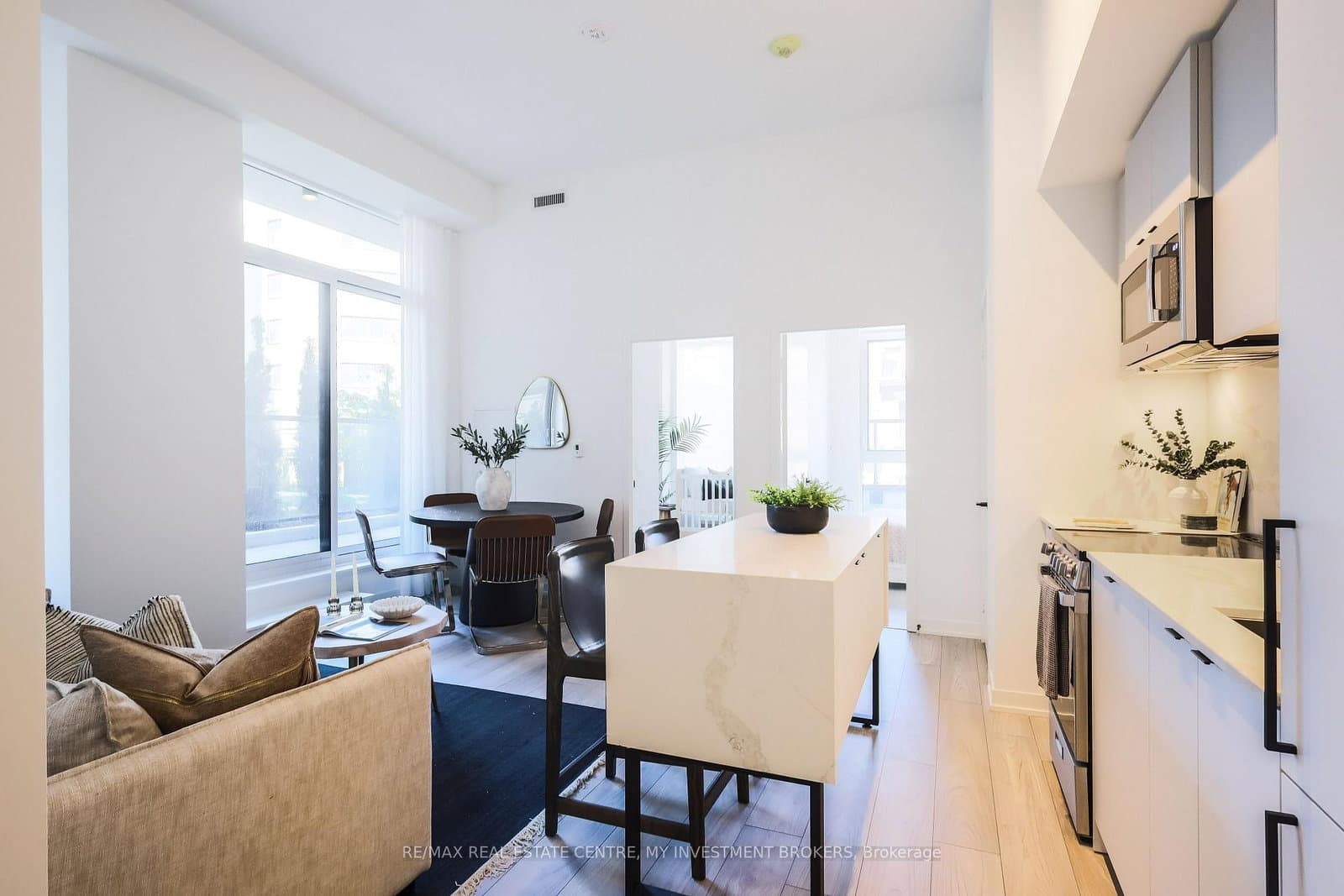 285 Dufferin Street, Unit 202 thumbnail 6