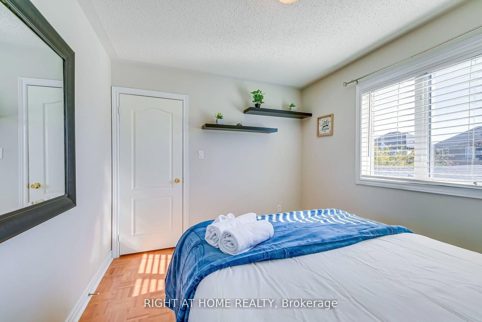 814 Brass Winds Place thumbnail 23