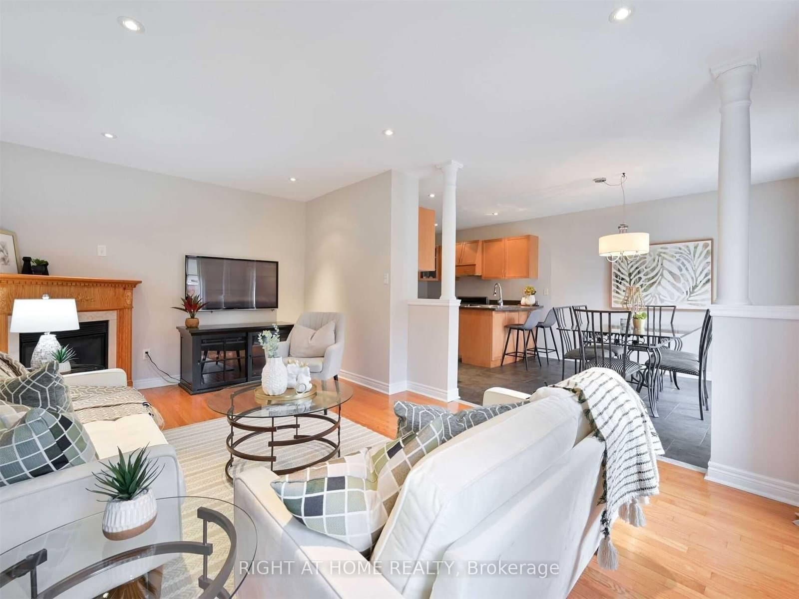 814 Brass Winds Place thumbnail 31