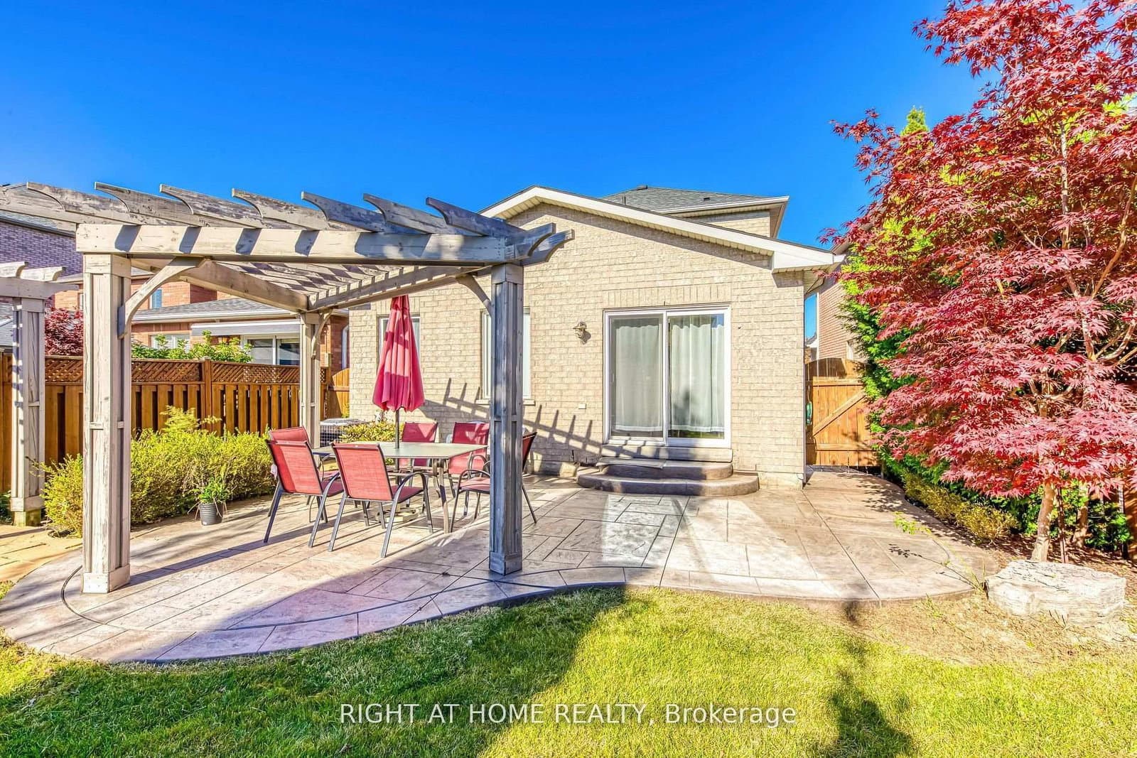814 Brass Winds Place thumbnail 34