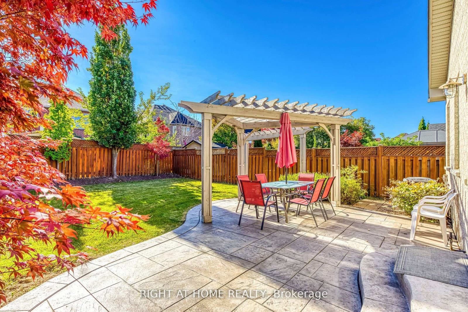 814 Brass Winds Place thumbnail 35