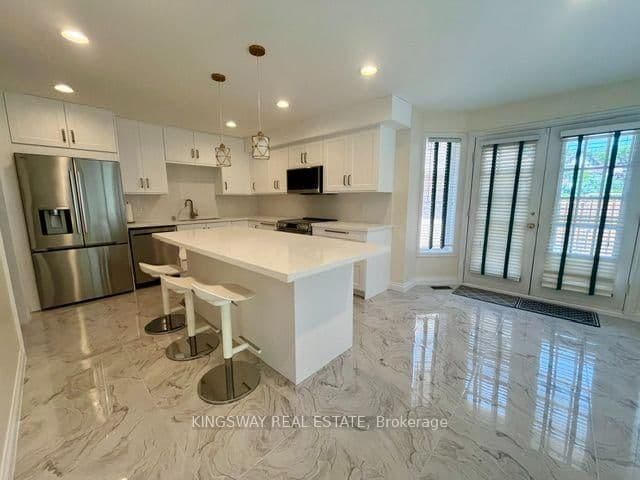 4040 Lookout Court thumbnail 6