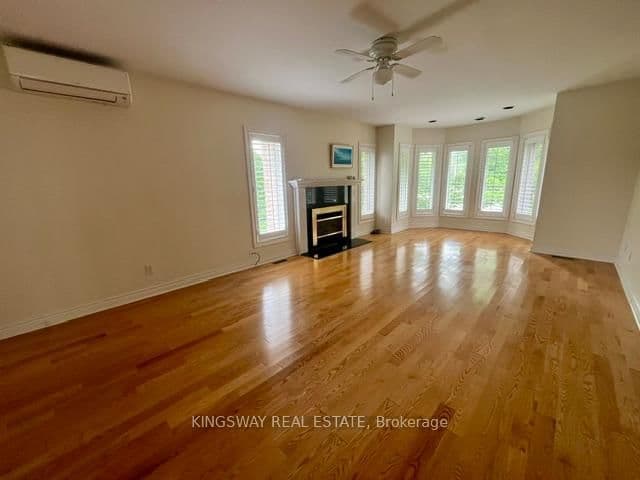 4040 Lookout Court thumbnail 11