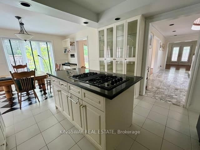 4040 Lookout Court thumbnail 6