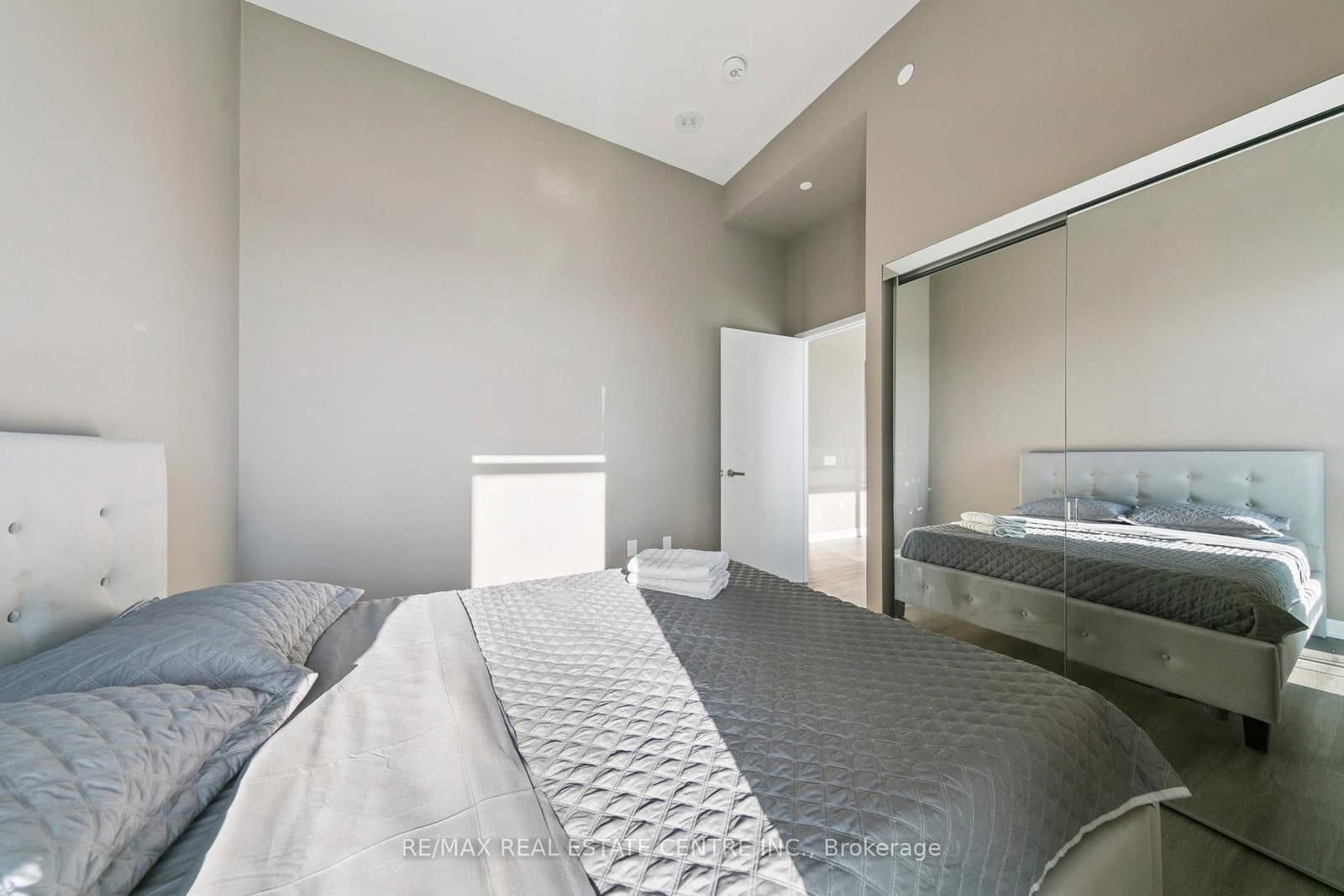 3883 Quartz Road, Unit 5907 thumbnail 22
