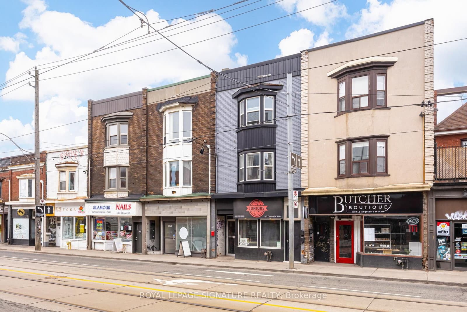 2243 Dundas Street W thumbnail 11