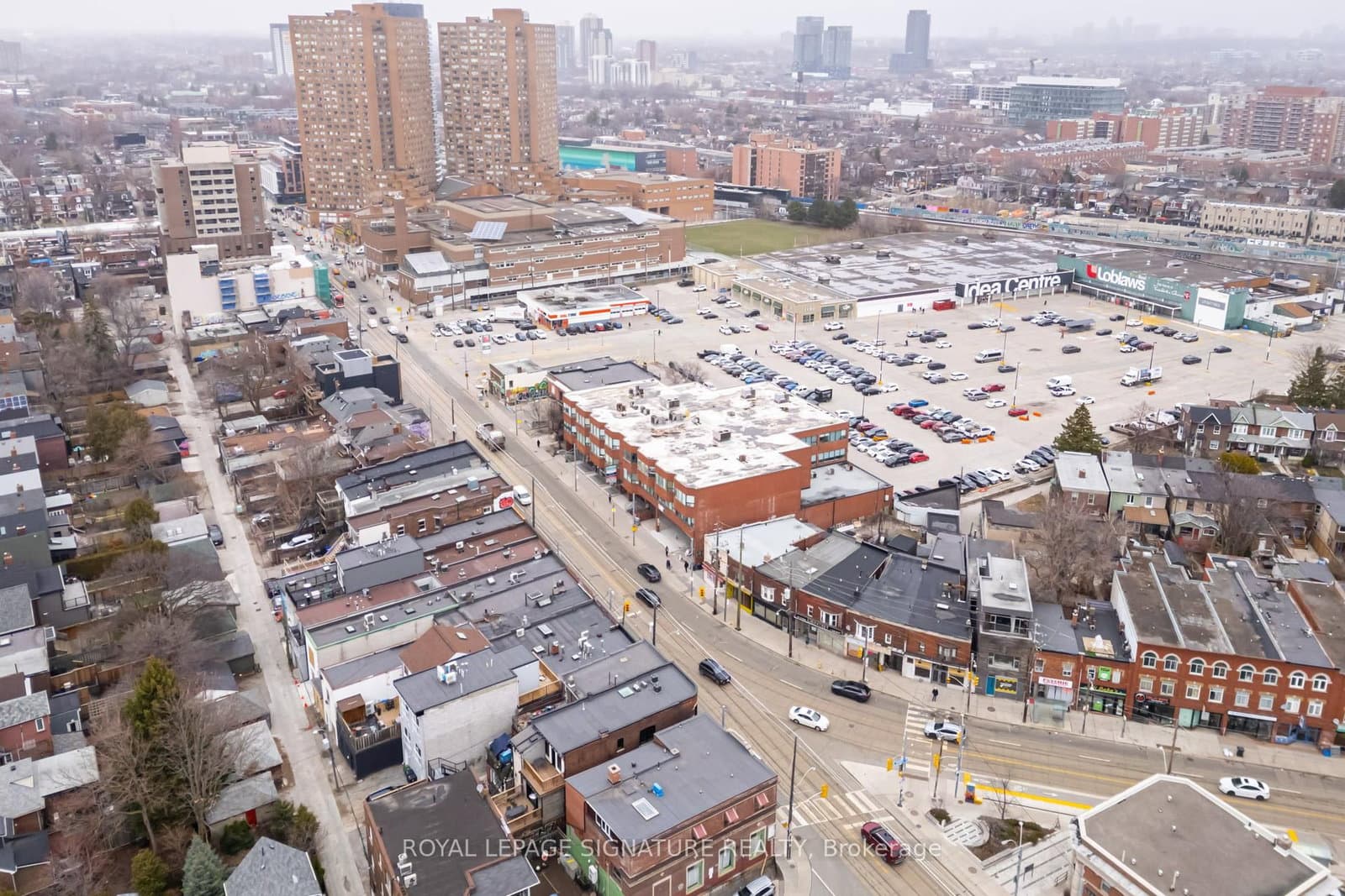 2243 Dundas Street W thumbnail 24