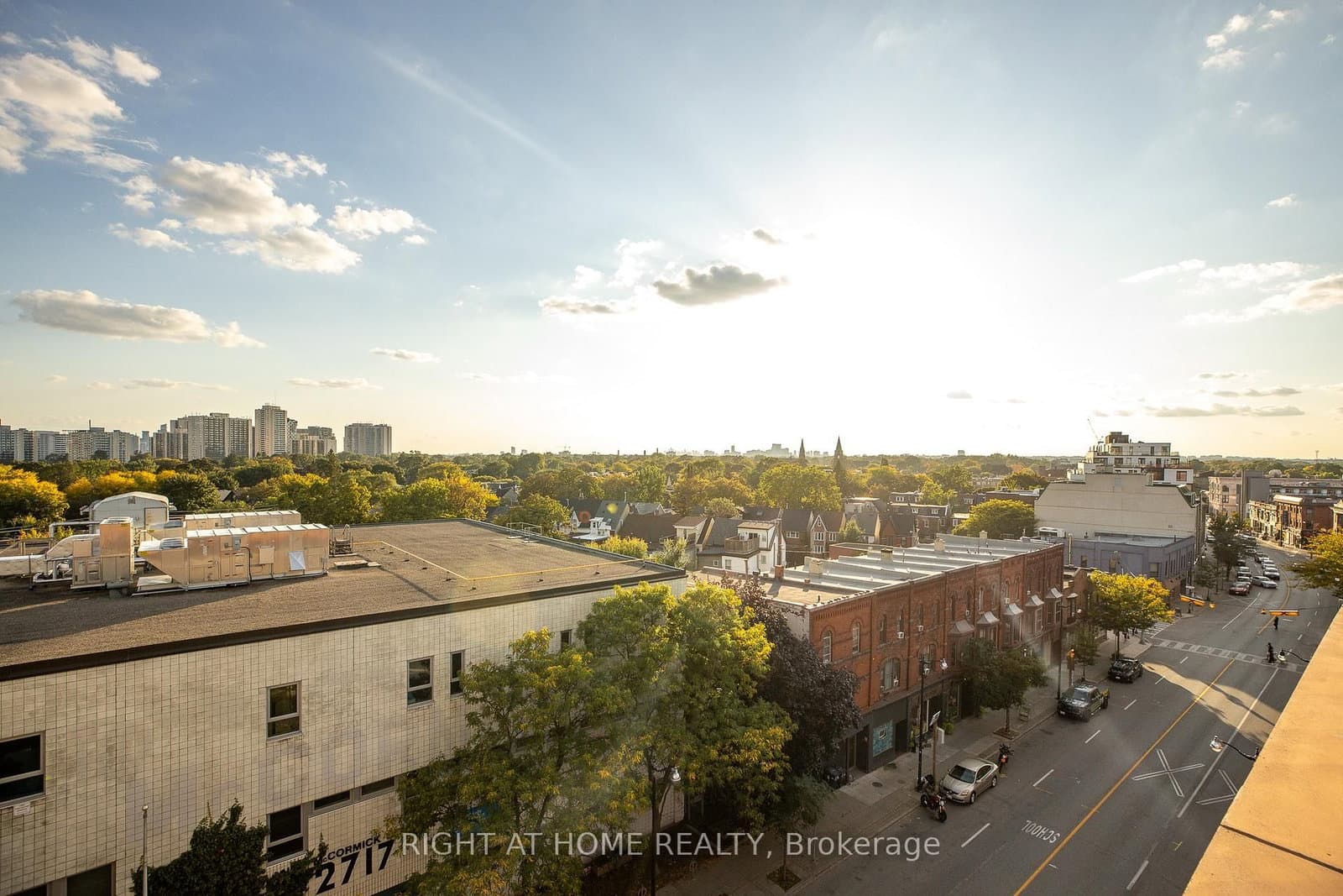 2720 Dundas Street W, Unit 607 thumbnail 10