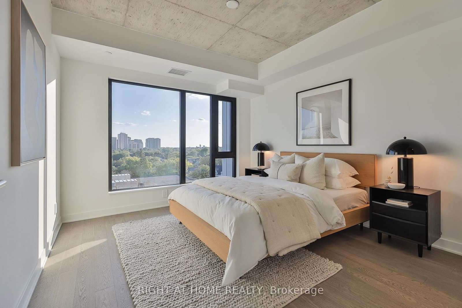 2720 Dundas Street W, Unit 607 thumbnail 18