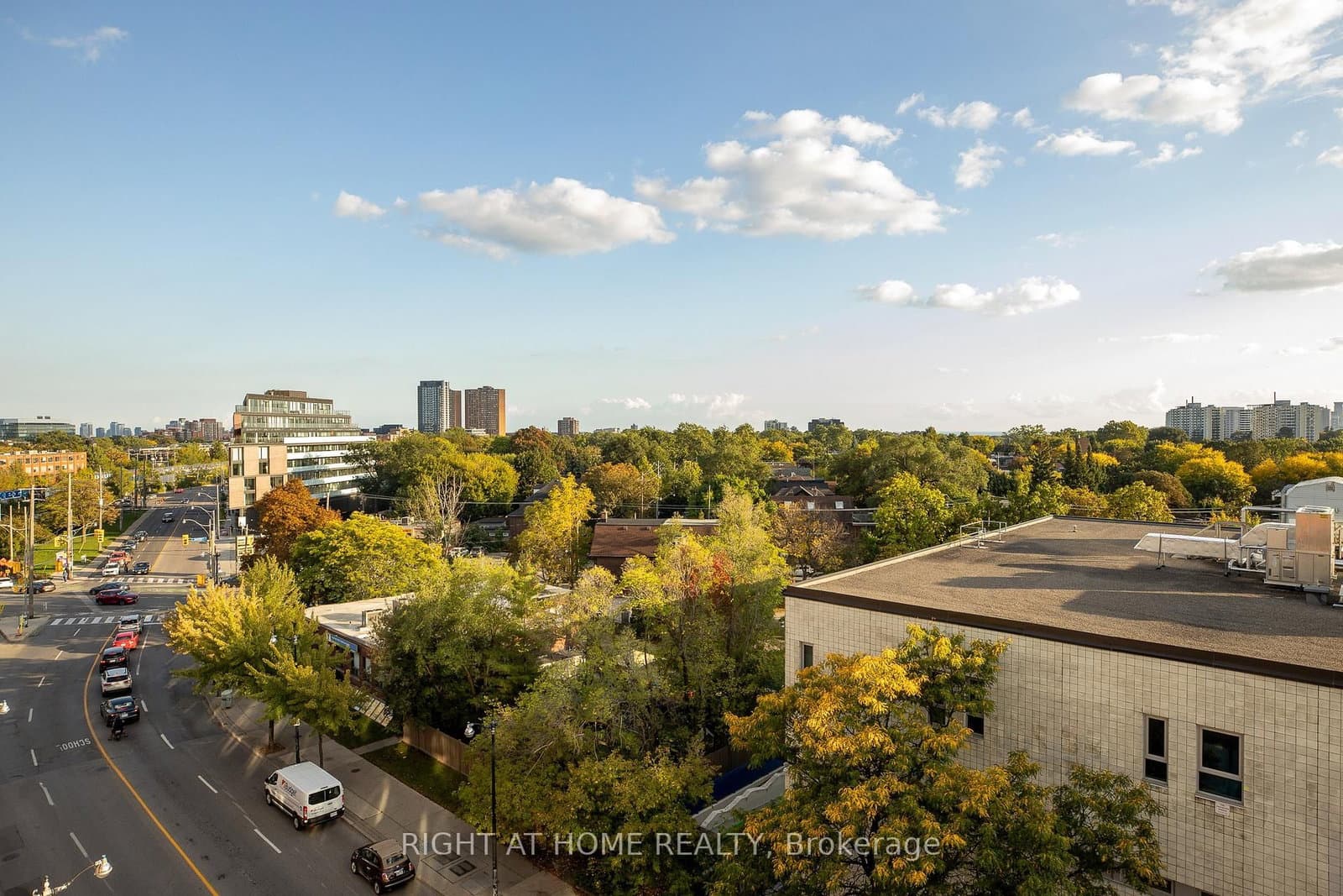 2720 Dundas Street W, Unit 607 thumbnail 9