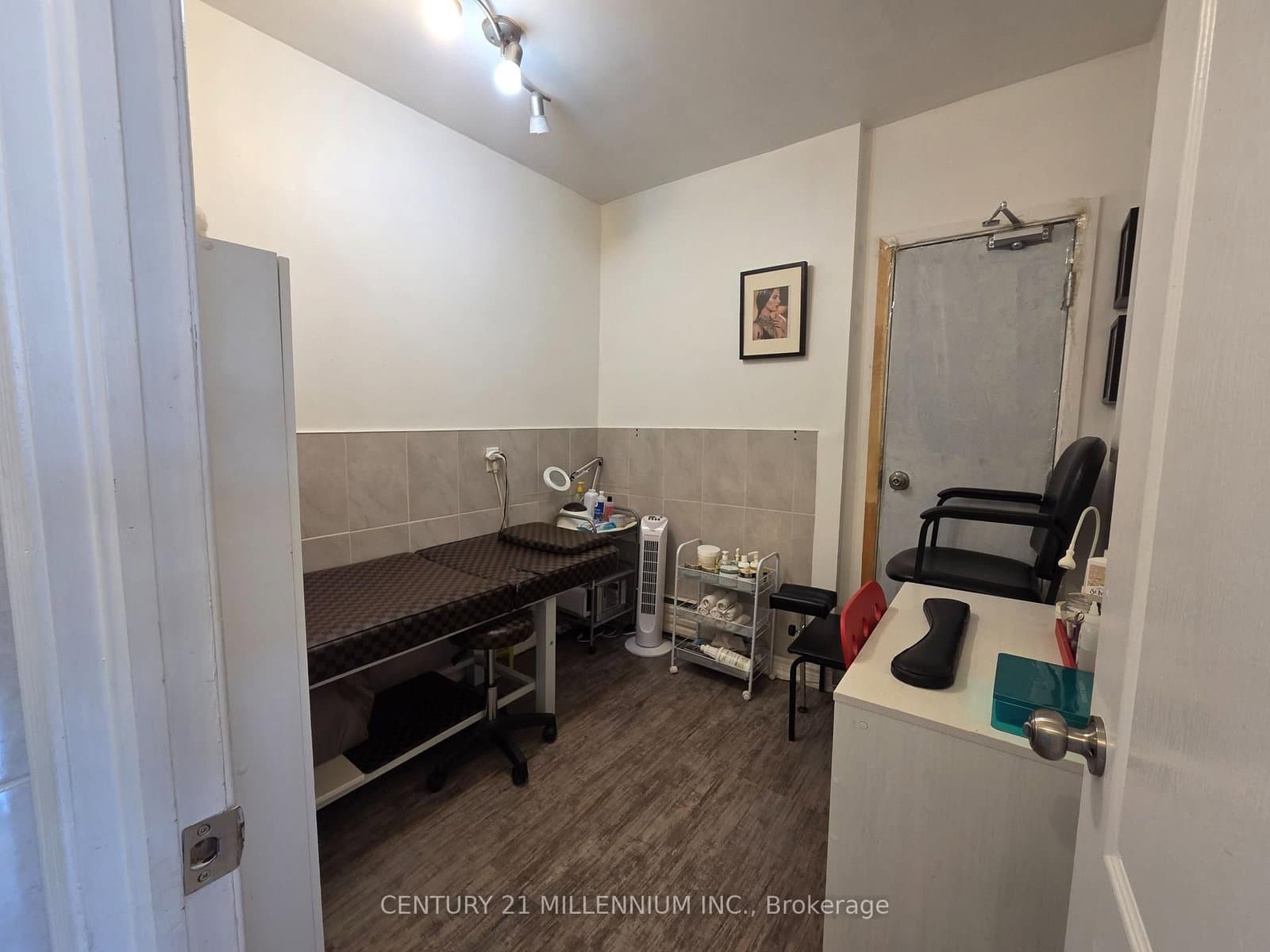 2479 Lake Shore Boulevard W, Unit A thumbnail 8