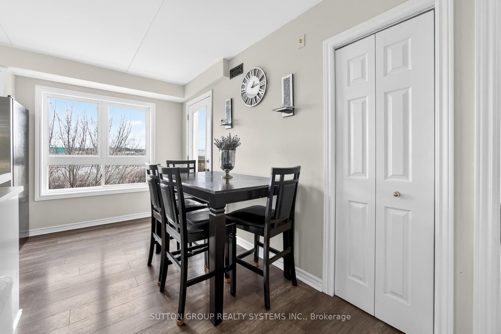 4450 Fairview Street, Unit 312 thumbnail 13