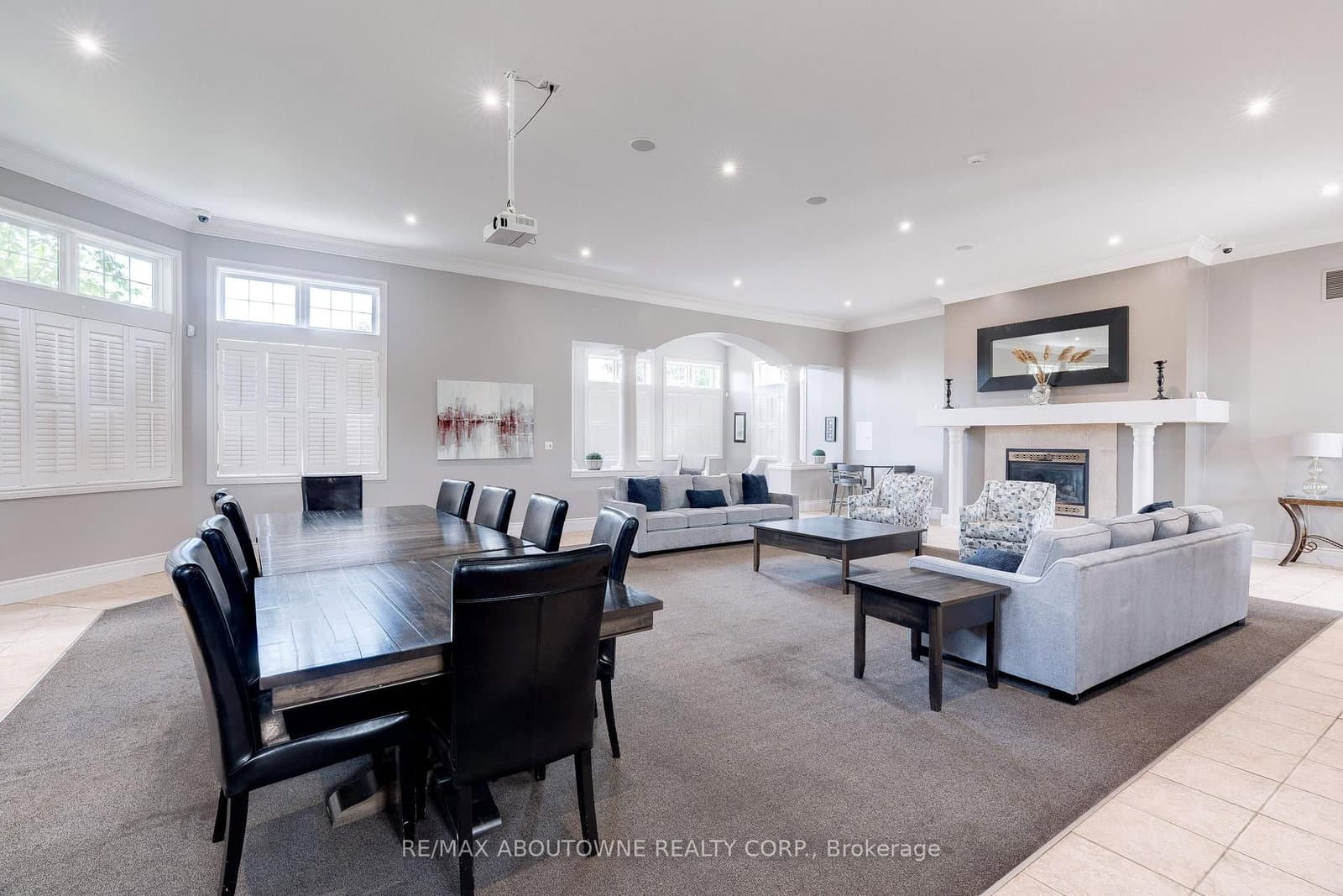 1460 Bishops Gate, Unit 212 thumbnail 14