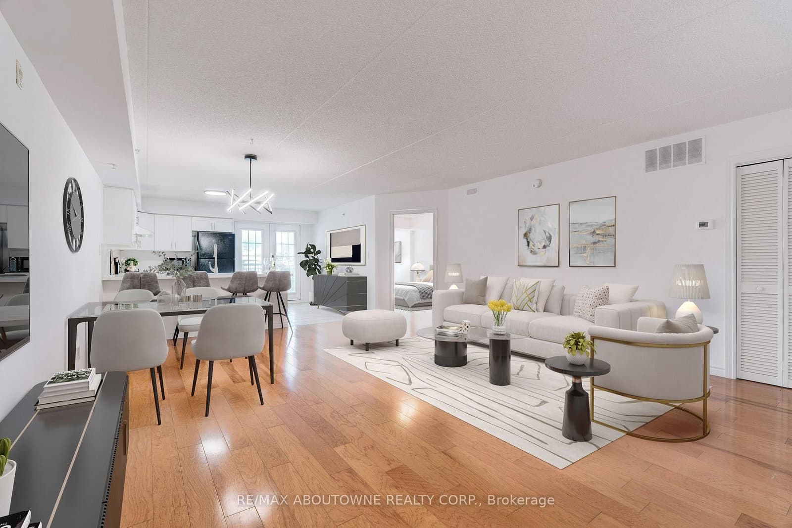 1460 Bishops Gate, Unit 212 thumbnail 3