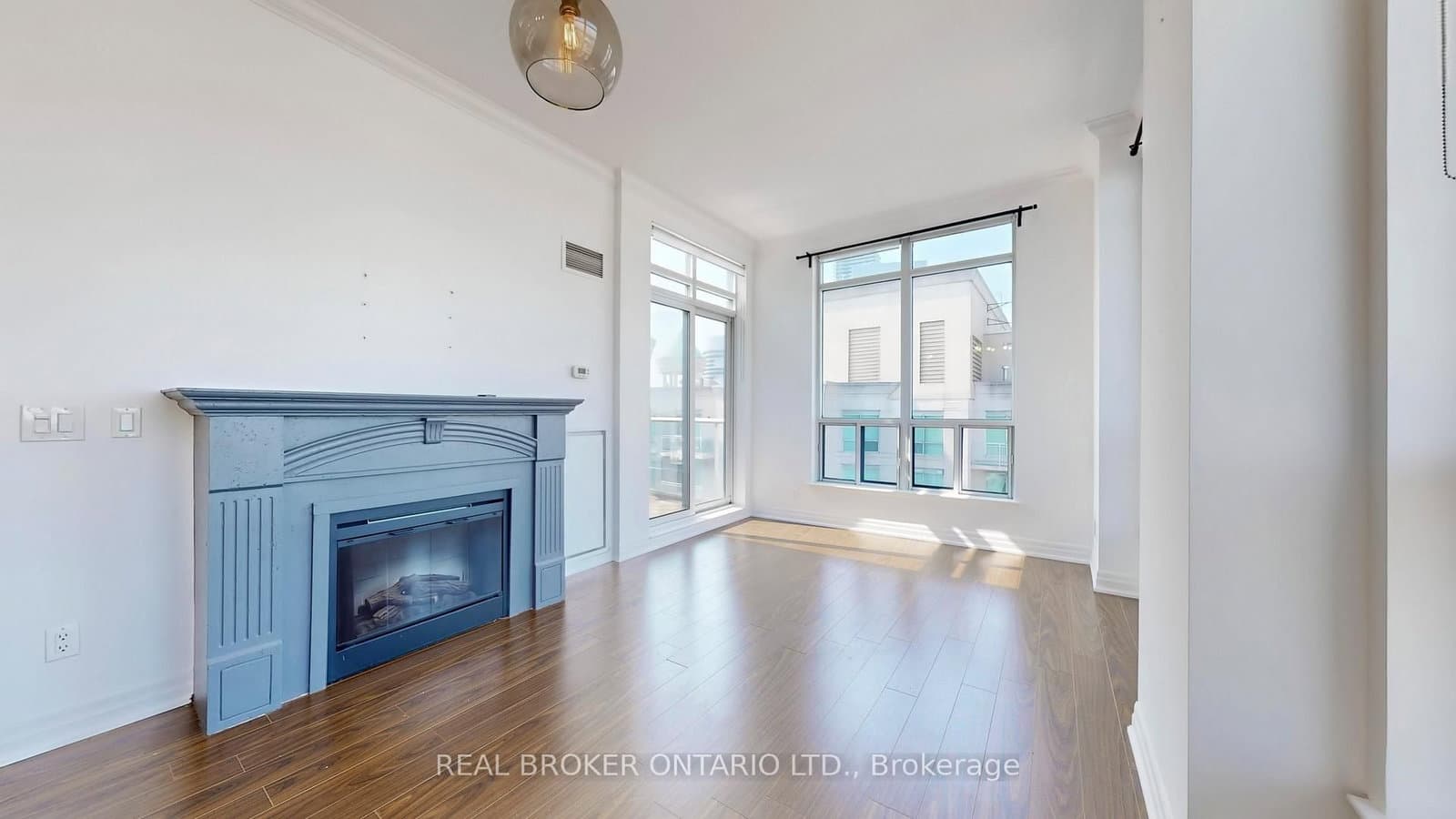 2087 Lake Shore Boulevard W, Unit PH7 thumbnail 17