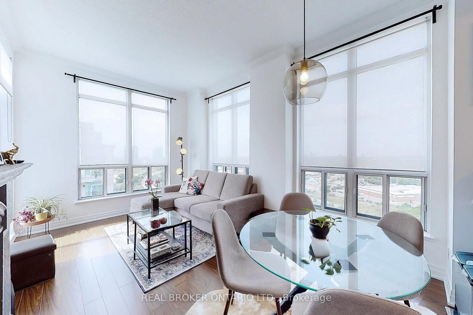 2087 Lake Shore Boulevard W, Unit PH7 thumbnail 3