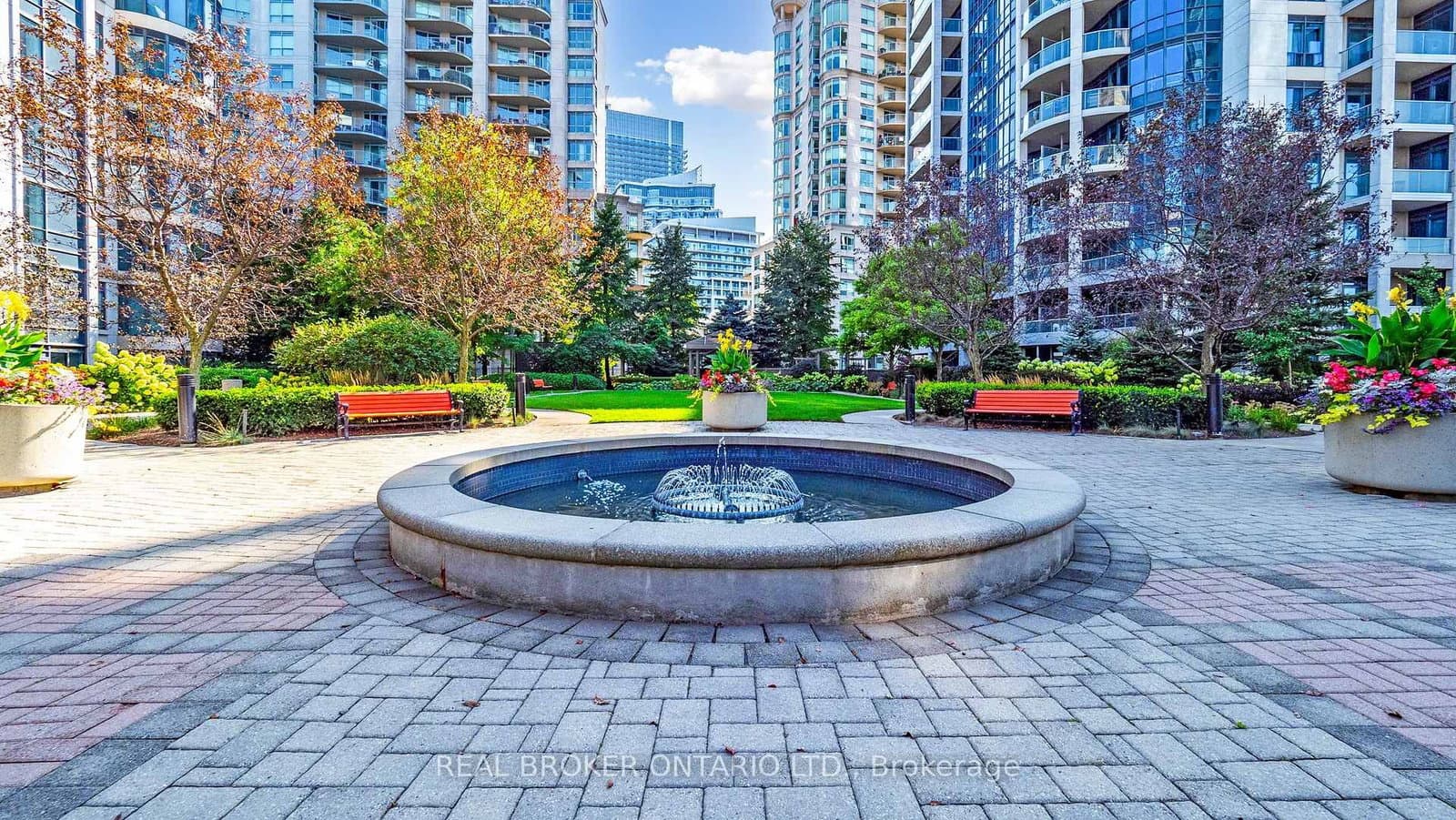 2087 Lake Shore Boulevard W, Unit PH7 thumbnail 44