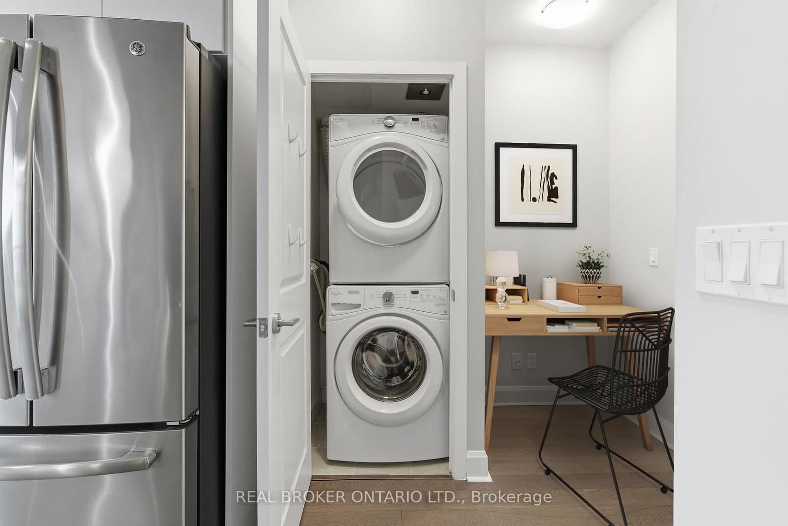 33 Shore Breeze Drive, Unit 1801 thumbnail 15