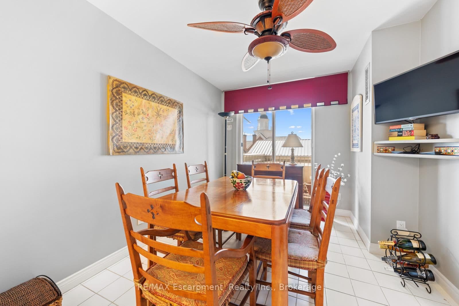 2287 Lake Shore Road W, Unit 301 thumbnail 11
