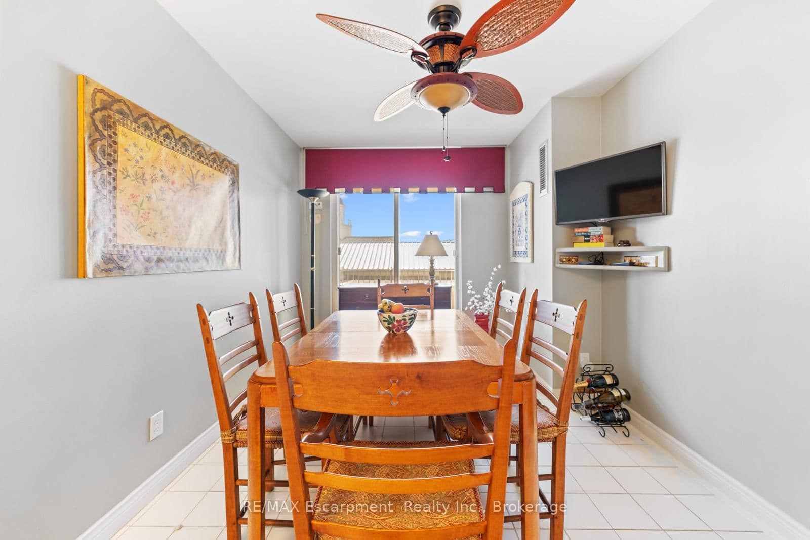 2287 Lake Shore Road W, Unit 301 thumbnail 12