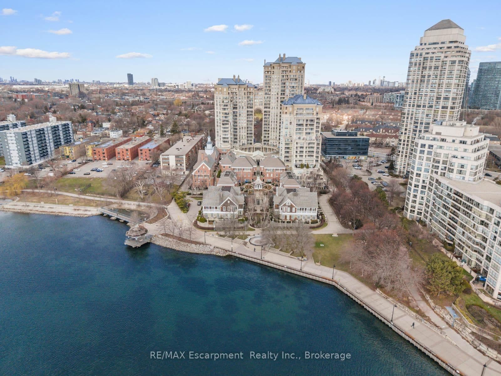 2287 Lake Shore Road W, Unit 301 thumbnail 38