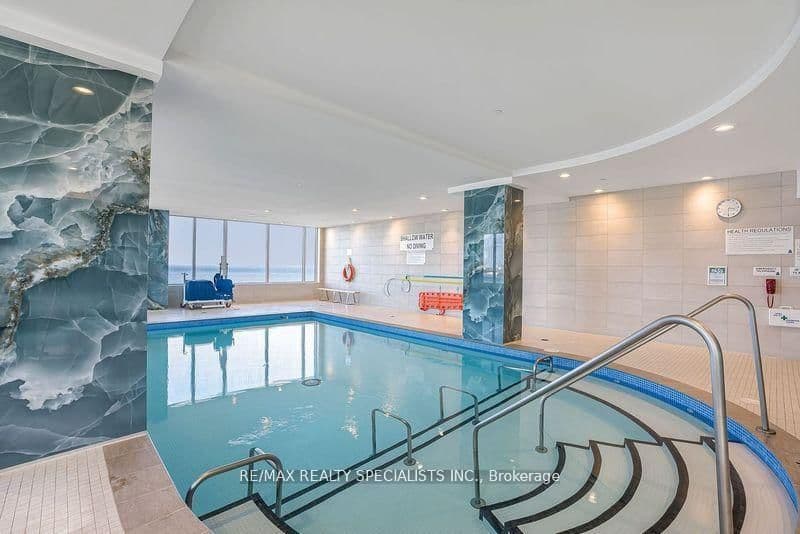 1926 Lakeshore Boulevard W, Unit 3711 thumbnail 22