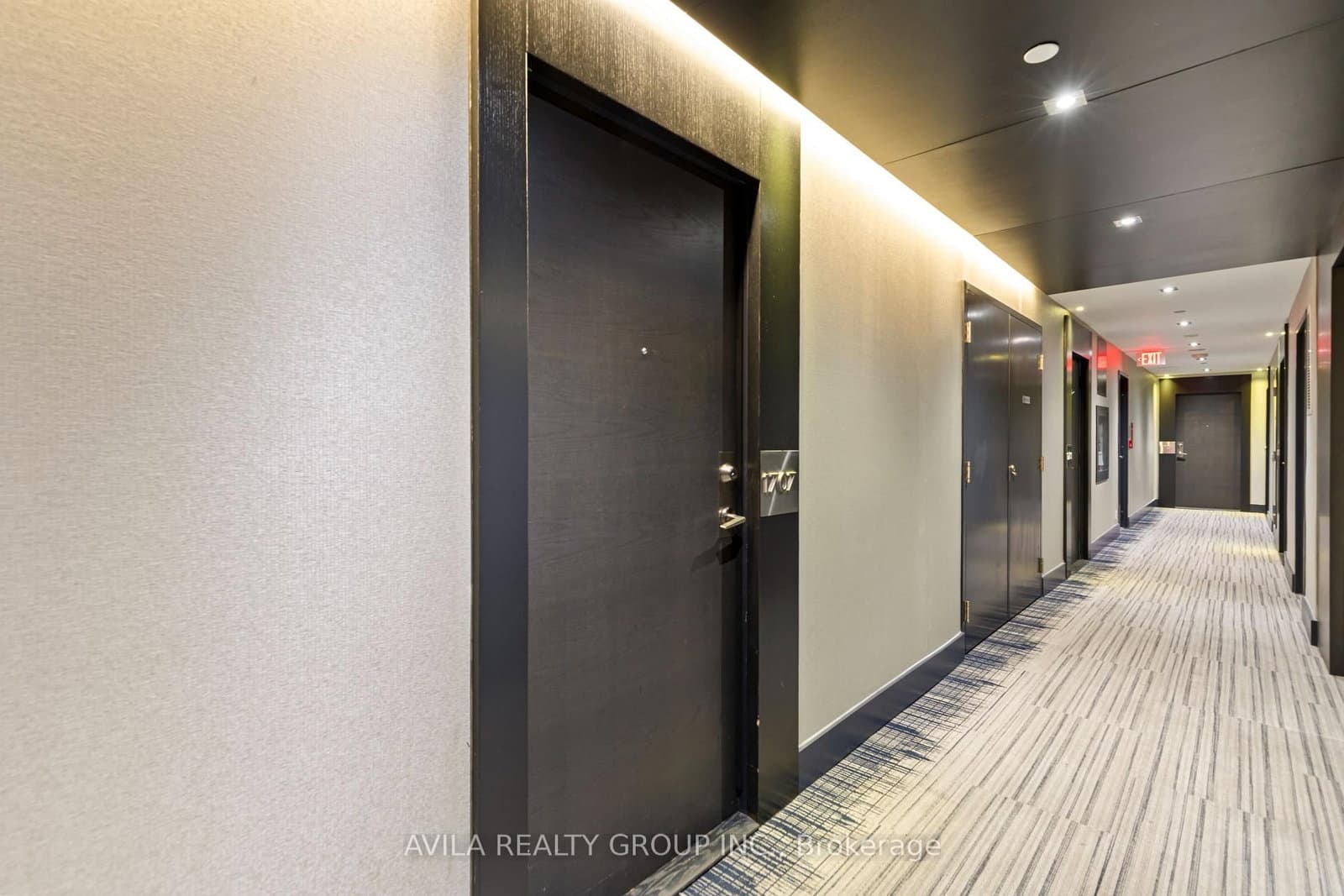 33 Shore Breeze Drive S, Unit 1707 thumbnail 12