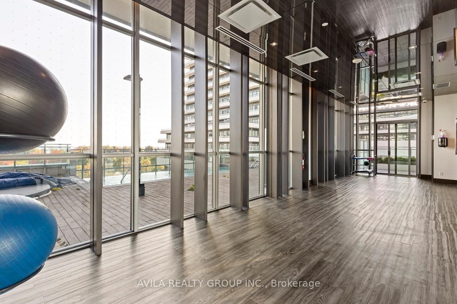 33 Shore Breeze Drive S, Unit 1707 thumbnail 26