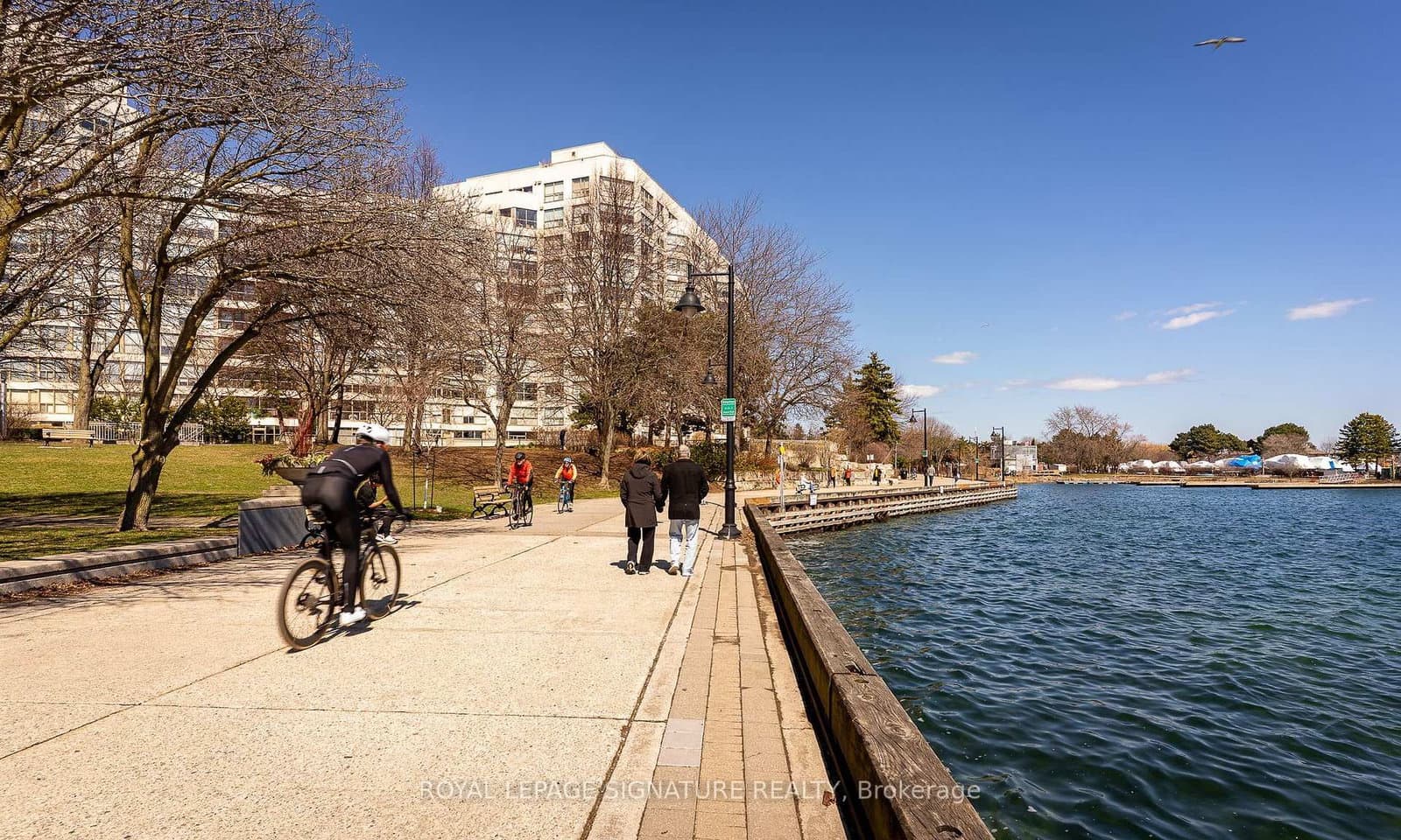 2285 Lake Shore Boulevard W, Unit 703 thumbnail 9