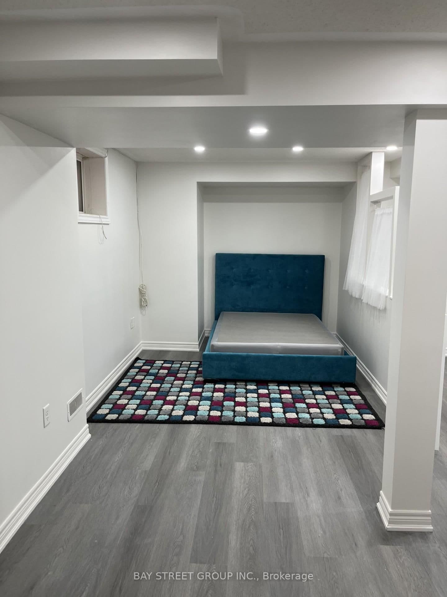 50 Bernadino Street, Unit Bsmt thumbnail 3