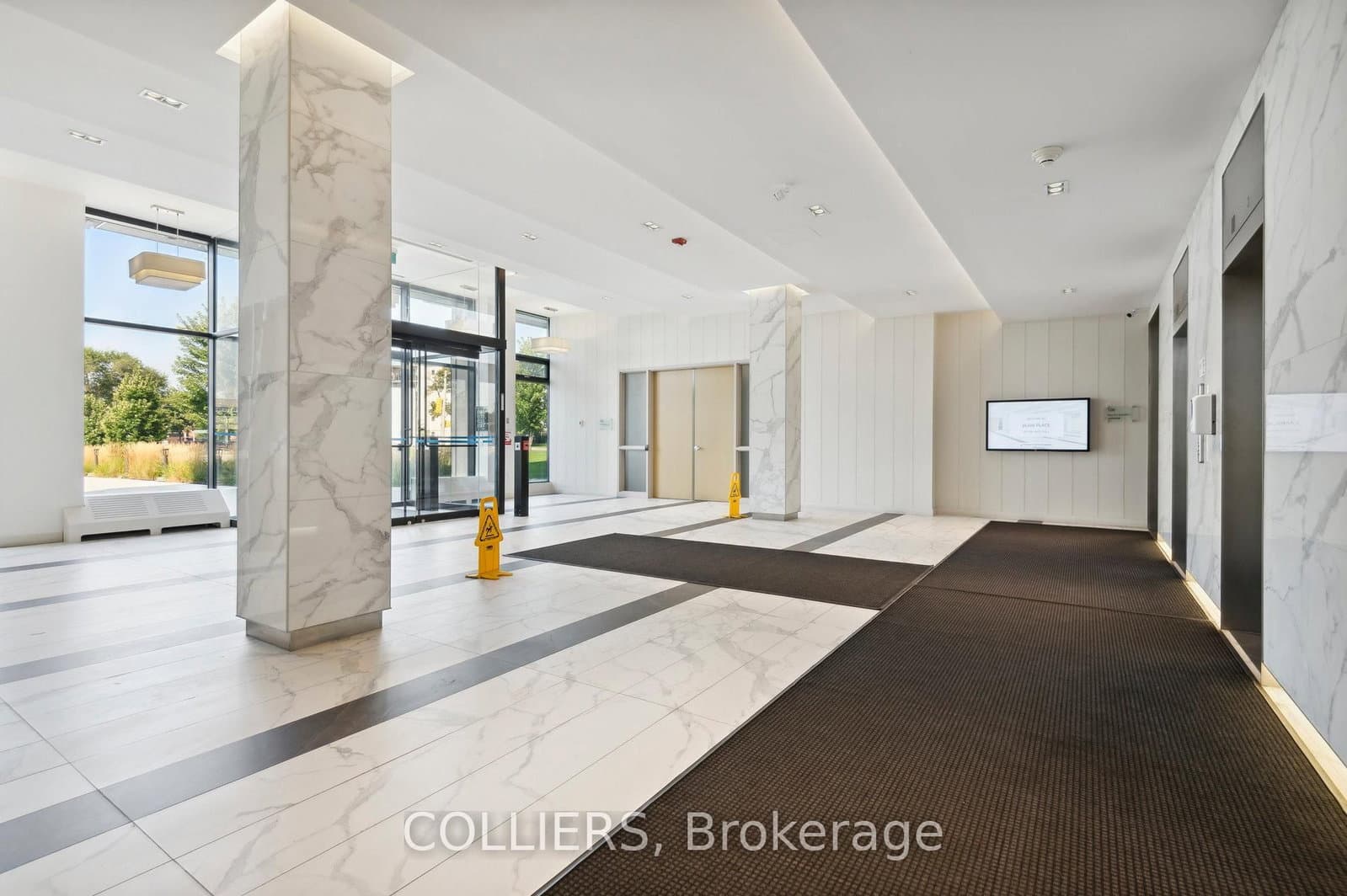 295 The West Mall, Unit 402 thumbnail 4