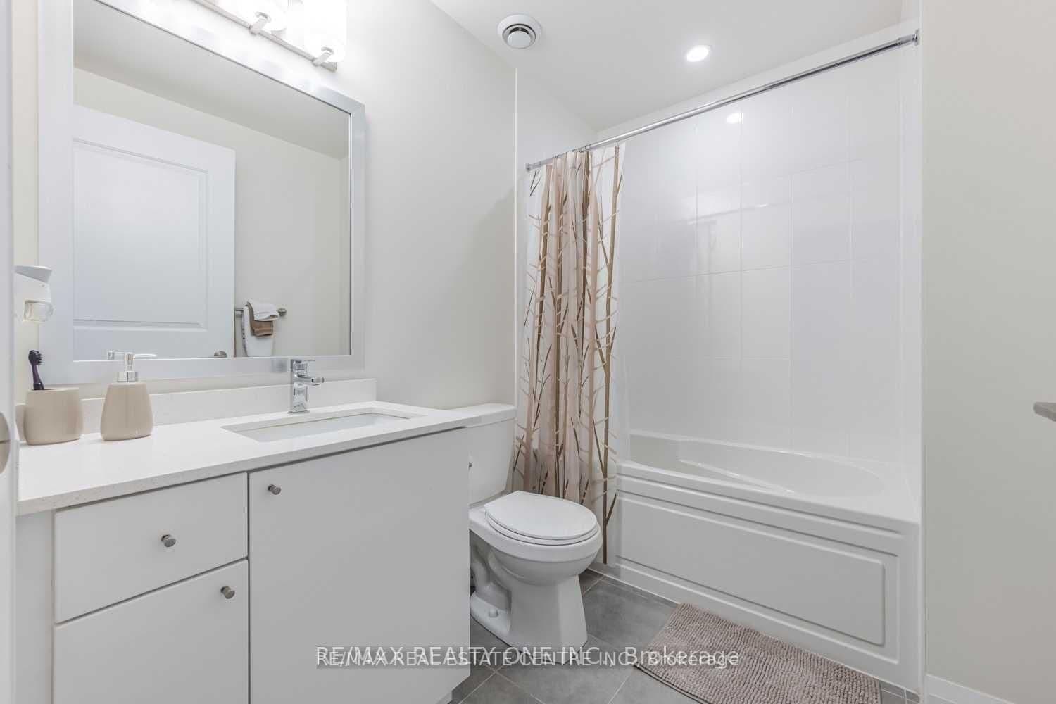 5025 Four Springs Avenue, Unit 112 thumbnail 10