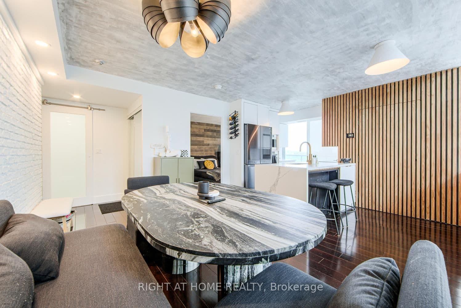 250 Manitoba Street SE, Unit 728 thumbnail 10