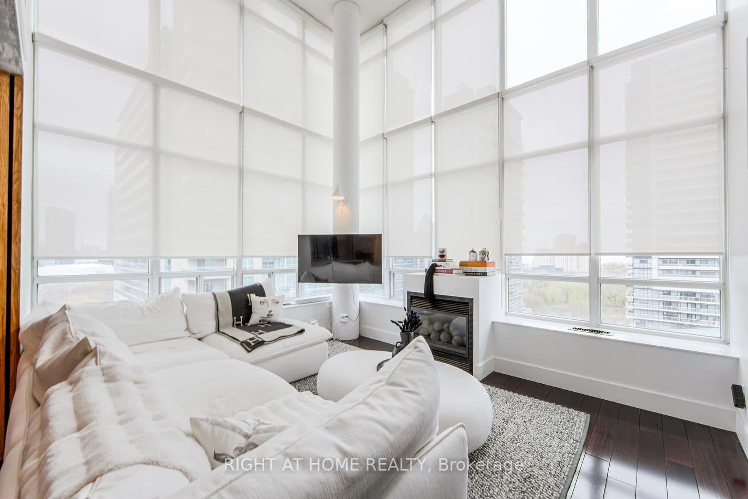 250 Manitoba Street SE, Unit 728 thumbnail 15