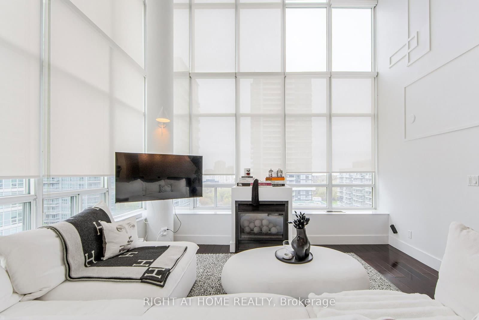 250 Manitoba Street SE, Unit 728 thumbnail 4