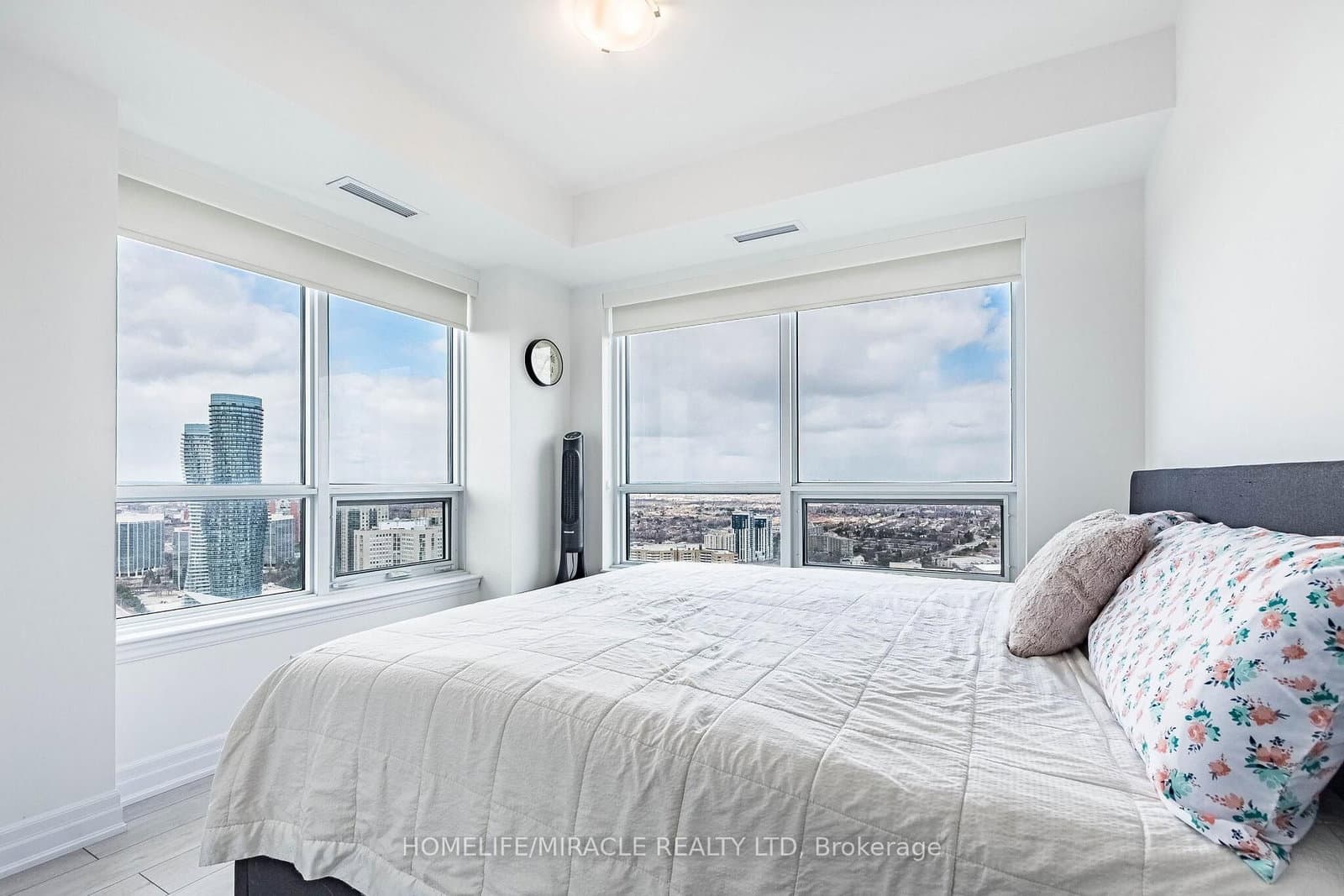 30 Elm Drive, Unit 3802 thumbnail 25