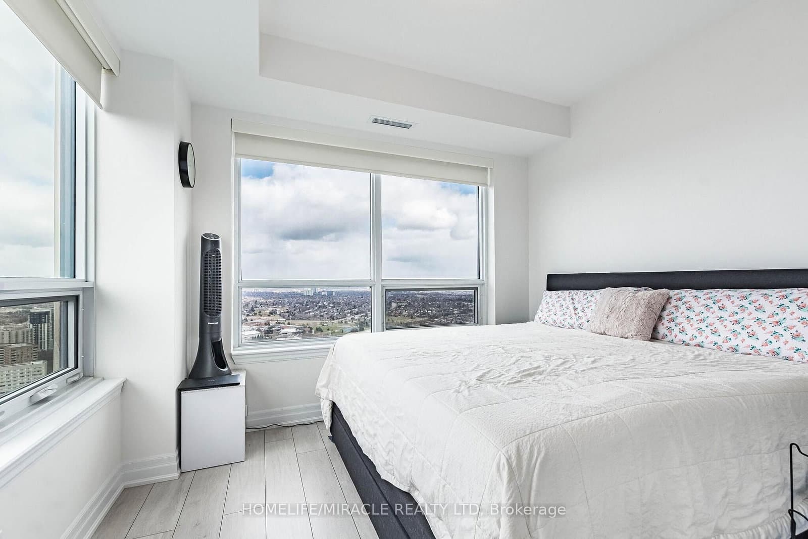 30 Elm Drive, Unit 3802 thumbnail 29