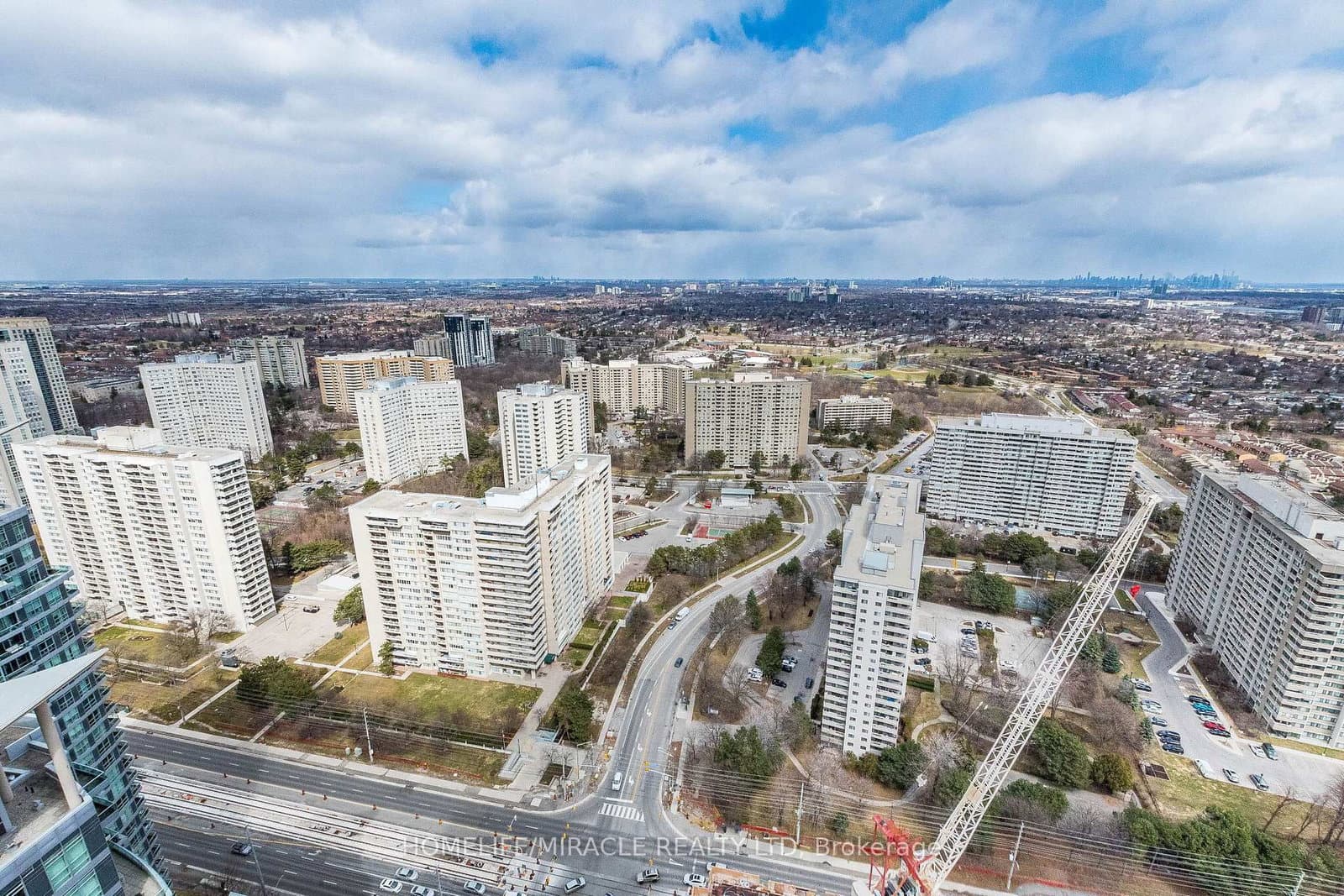 30 Elm Drive, Unit 3802 thumbnail 41